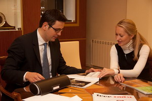 Марко Чито-директор Parmigiani Fleurier SA, Елена Глызина-управляющая Салона часов